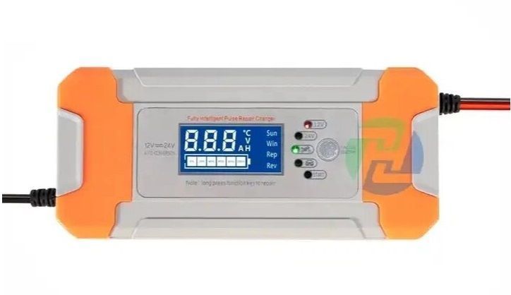 Зарядний пристрій для акумуляторів 12/24V 8A c LCD дисплеєм 12/24V 8A фото