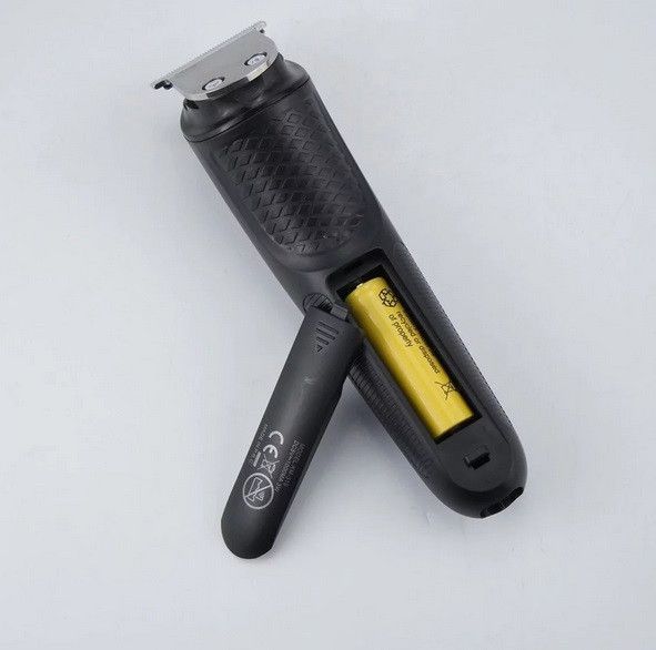 Машинка для стриження волосся Kemei Km-319 (від акумулятора, 4 насадки) 319 фото